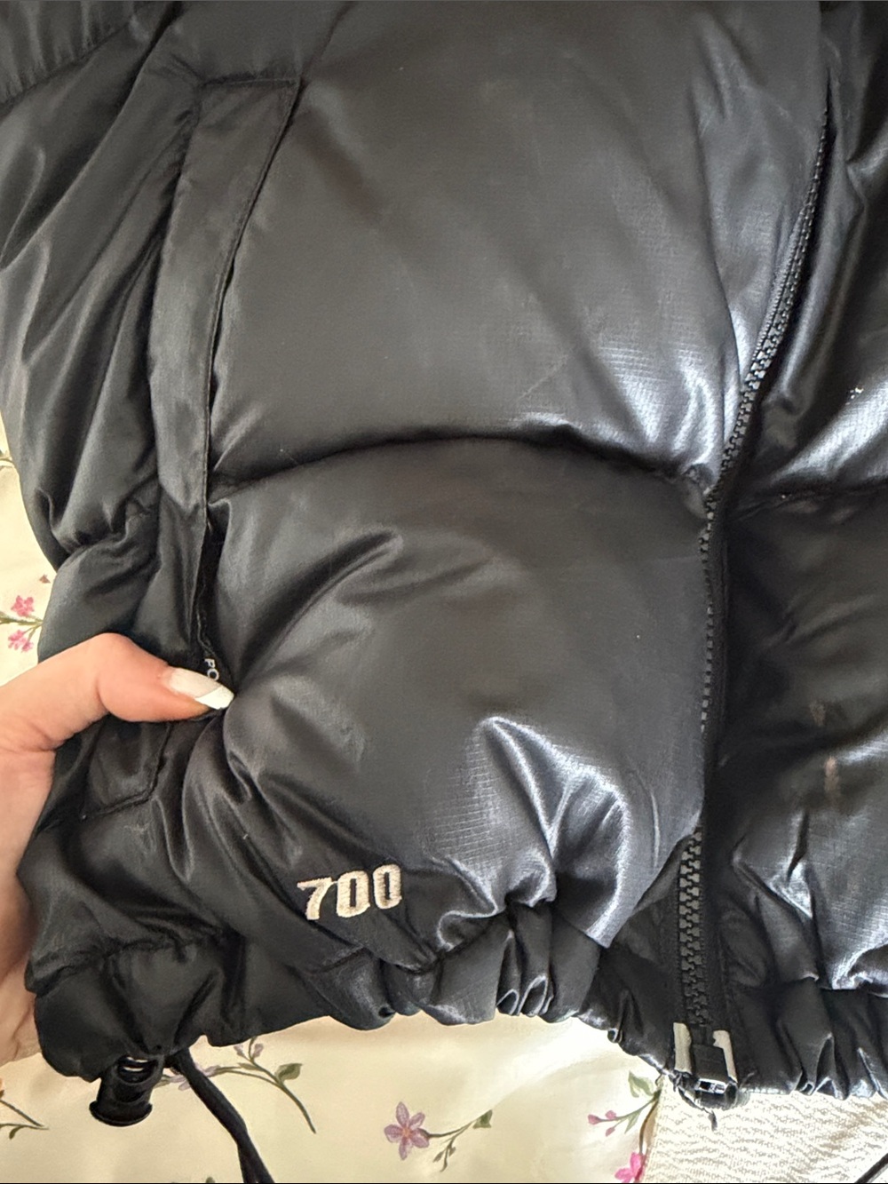 Women’s The North Face Black Quilted Down Vest - Picture 4 of 8